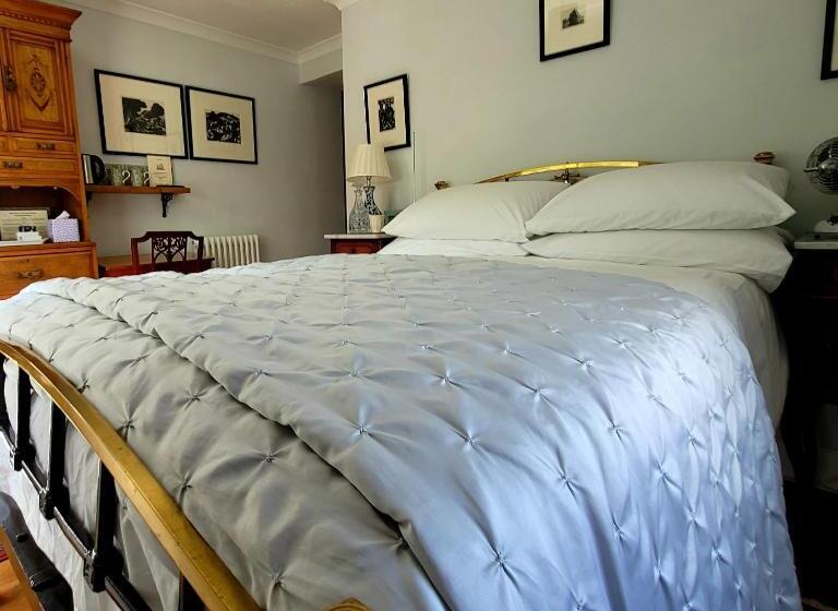 اتاق استاندارد, The Old School B&b