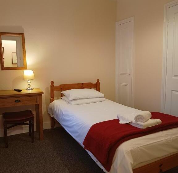 标准单人间, Westgate