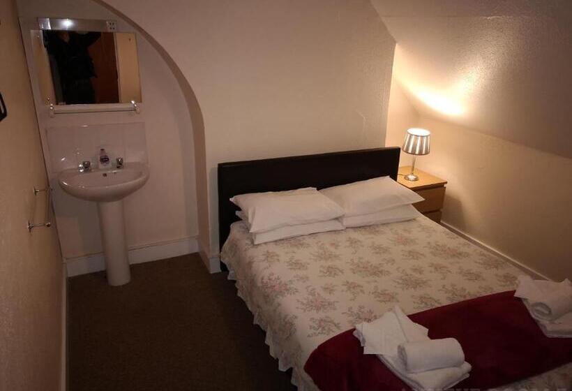 带共用浴室的标准房间, Westgate