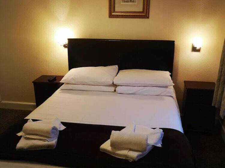 带共用浴室的标准房间, Westgate