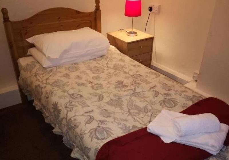 标准单人间, Westgate