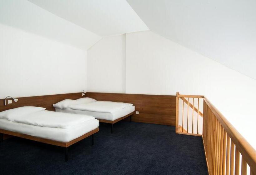 غرفة قياسية رباعية مزودة بشُرفة, Club Hotel Am Kreischberg