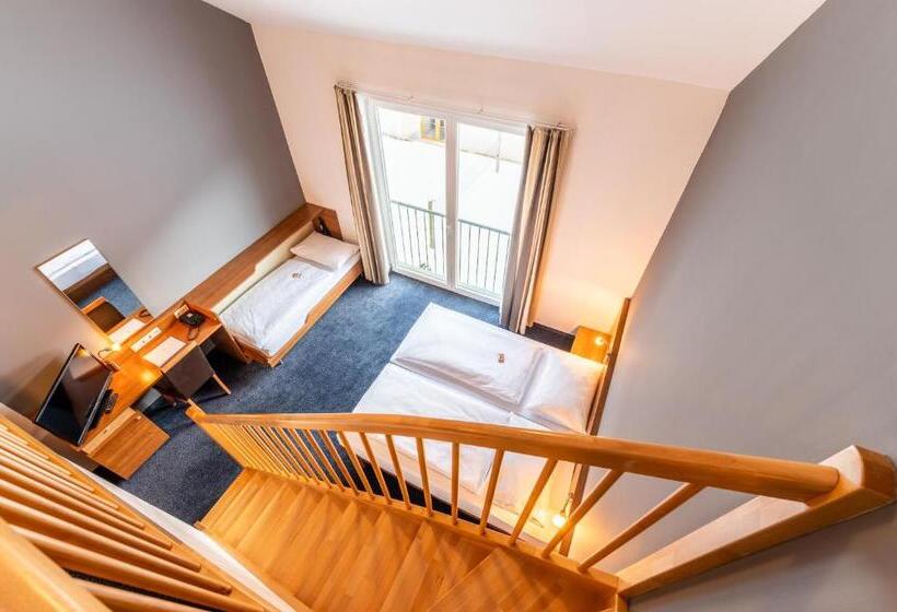 غرفة قياسية رباعية مزودة بشُرفة, Club Hotel Am Kreischberg