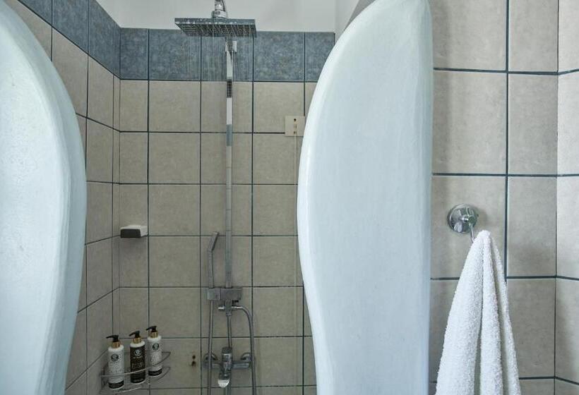 إستوديو قياسى, Glarakia Studios