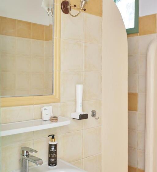 إستوديو قياسى, Glarakia Studios