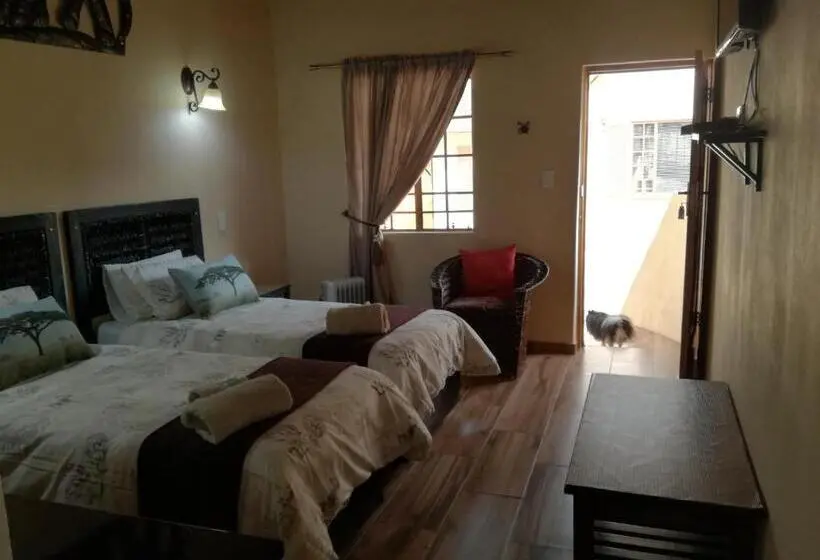 デラックスルーム, All Over Africa Guest House