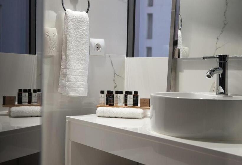 סוויטה עם נוף, B4b Athens Signature