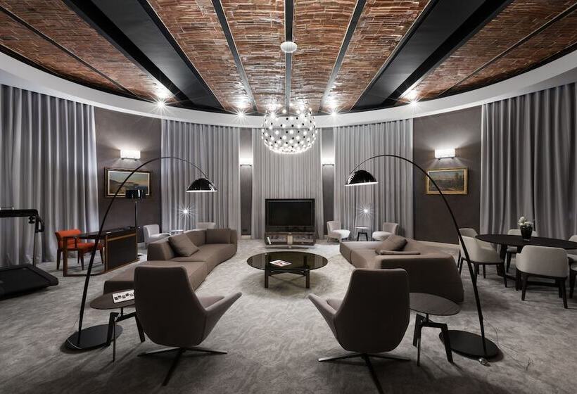 سوئیت پرزیدنت, Bank