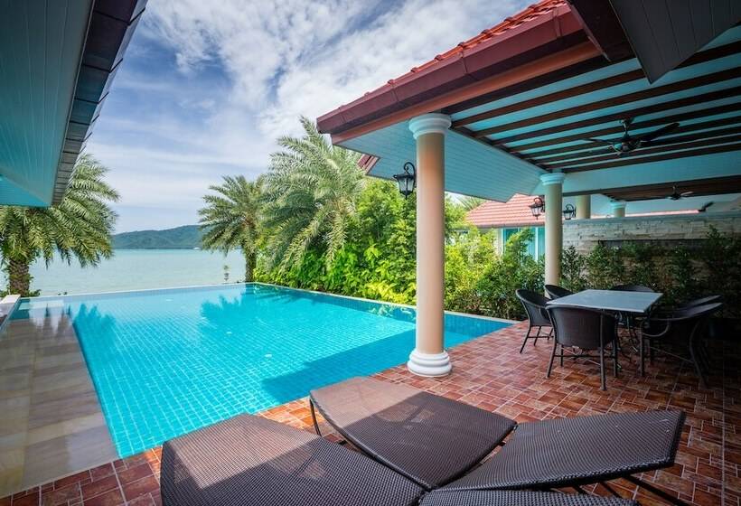 فيلا 3 غرف نوم مزودة بحمام سباحة, Fisherman Way Beach Villa