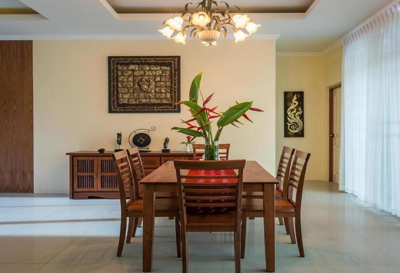 فيلا 3 غرف نوم مزودة بحمام سباحة, Fisherman Way Beach Villa