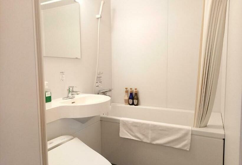 스탠다드 룸, Folkloro Takahata