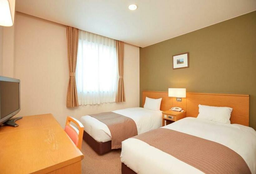 스탠다드 룸, Folkloro Takahata