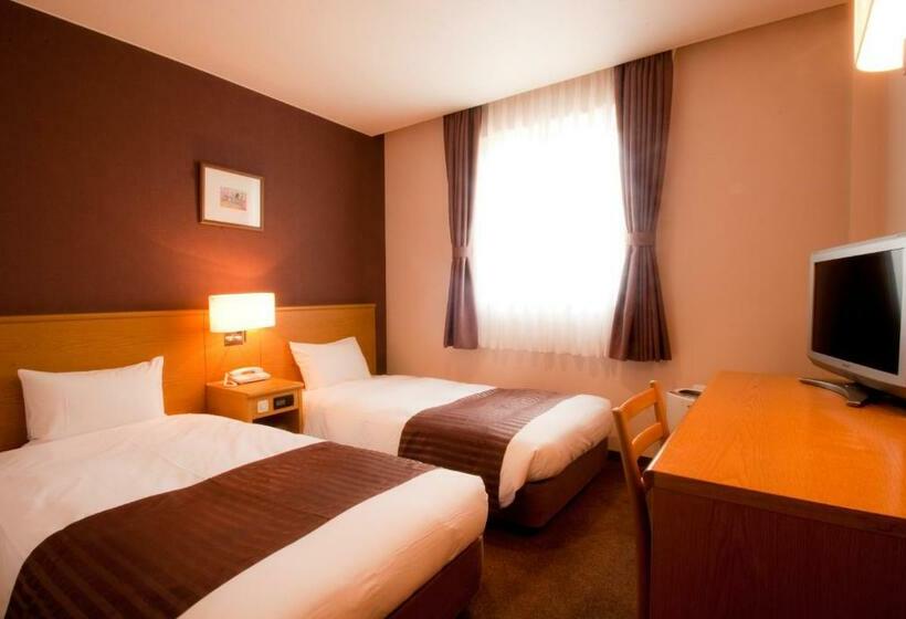 스탠다드 룸, Folkloro Takahata