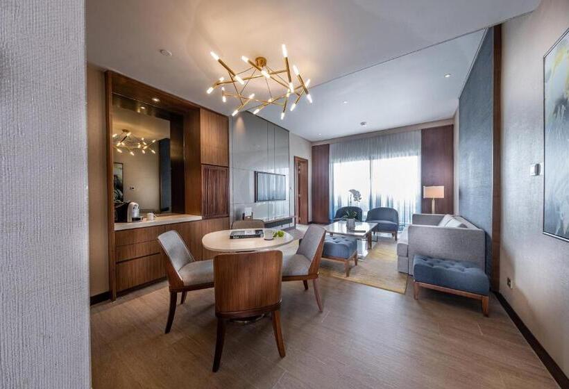 이그제큐티브 스위트, Hard Rock Hotel Desaru Coast
