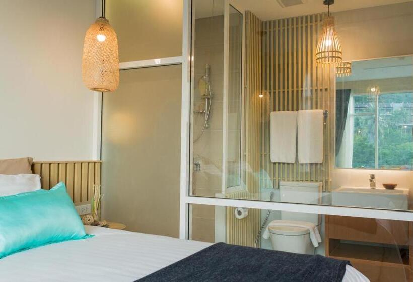 스위트 킹사이즈 침대, Lario Hotel Krabi Sha Extra Plus