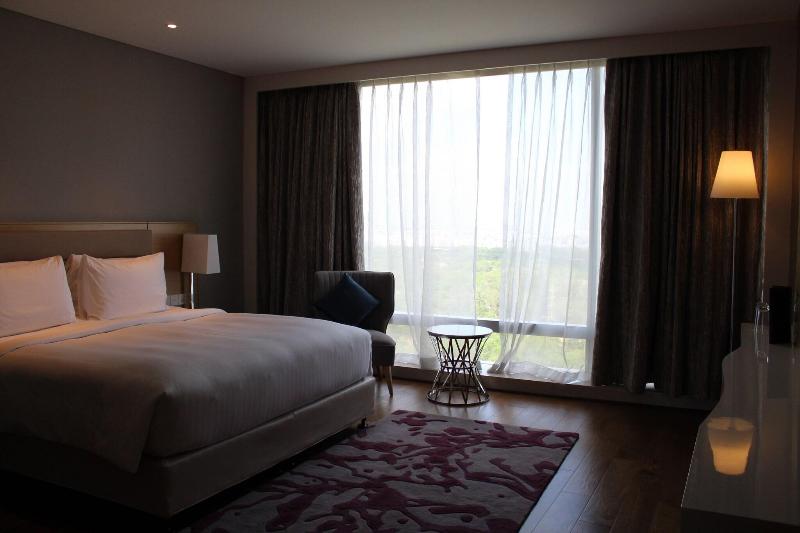 스탠다드 스튜디오 킹침대, Marriott Executive Apartments Hyderabad