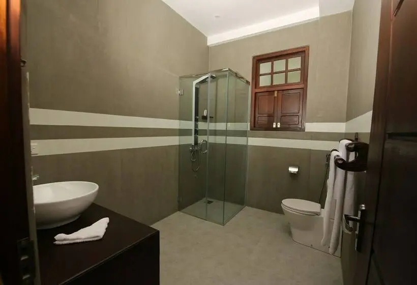 Standard-huone Järvinäkymä, Ocean Gate Galle