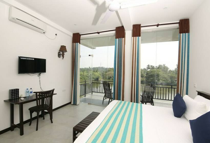 غرفة قياسية مطلّة علي البحيرة, Ocean Gate Galle