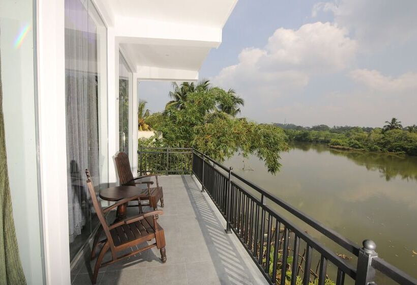 غرفة قياسية مطلّة علي البحيرة, Ocean Gate Galle