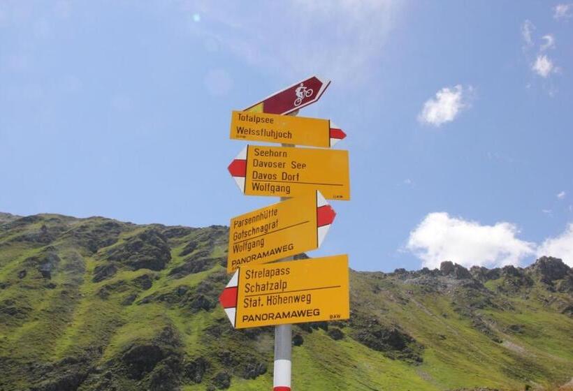 إستوديو قياسى, Studio 54