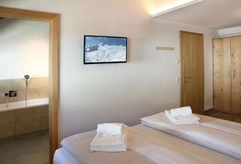 1 Bedroom Penthouse Apartment, Tauernsuites Mitterwirt By Alps Resorts