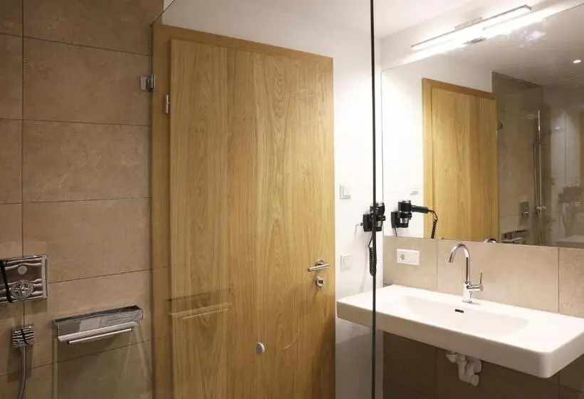 1 Bedroom Penthouse Apartment, Tauernsuites Mitterwirt By Alps Resorts