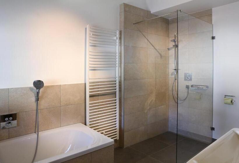 1 Bedroom Penthouse Apartment, Tauernsuites Mitterwirt By Alps Resorts