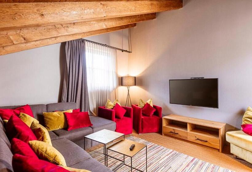 1 Bedroom Penthouse Apartment, Tauernsuites Mitterwirt By Alps Resorts