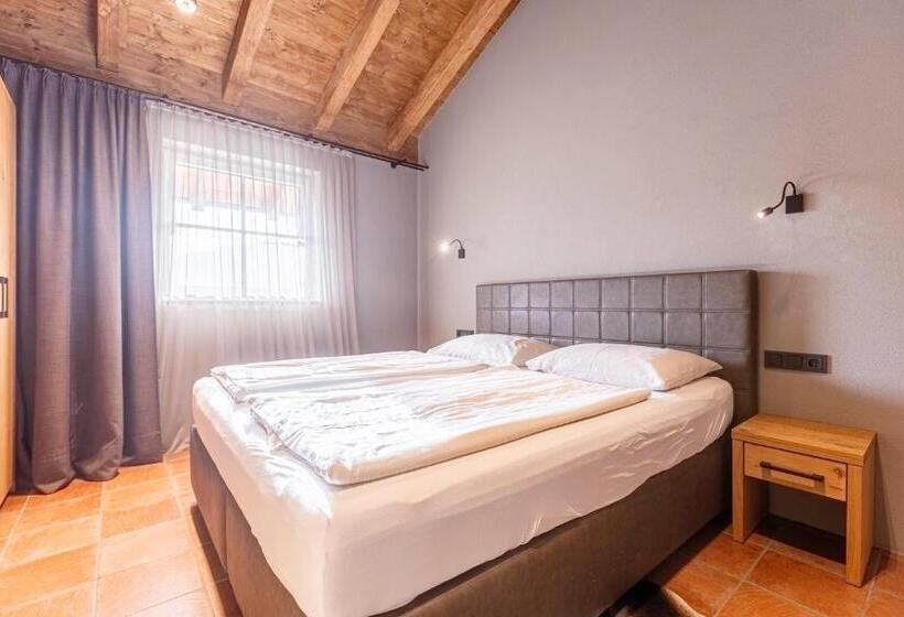 1 Bedroom Penthouse Apartment, Tauernsuites Mitterwirt By Alps Resorts