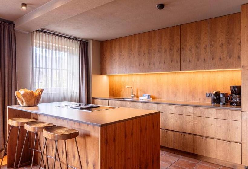 1 Bedroom Penthouse Apartment, Tauernsuites Mitterwirt By Alps Resorts