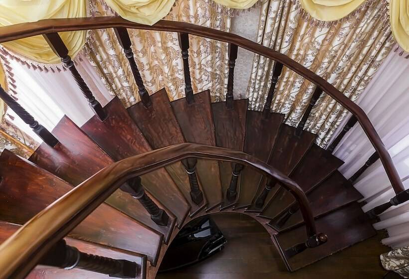 듀플렉스 스위트, Viktoria