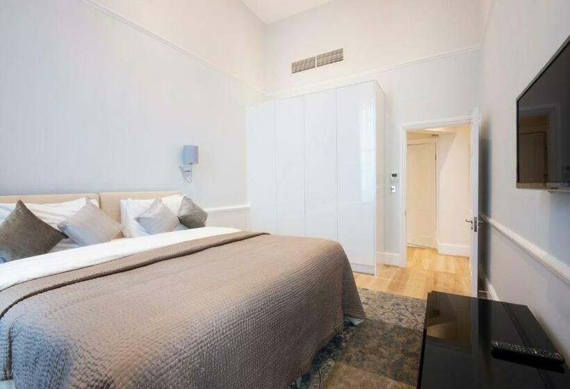 דירת חדר דלוקס, 17 Hertford Street