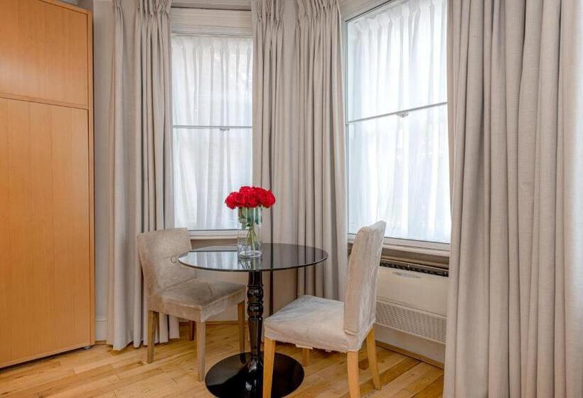 חדר סטודיו סטנדרד, 17 Hertford Street