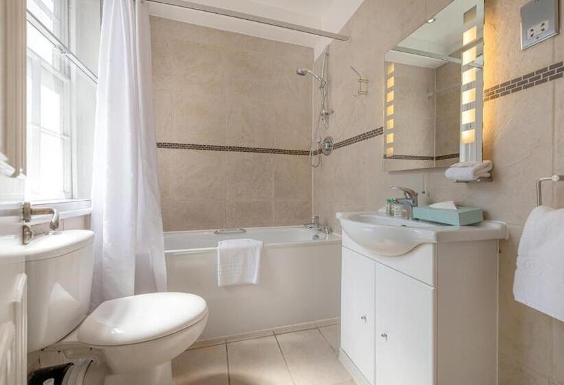 חדר סטודיו סטנדרד, 17 Hertford Street