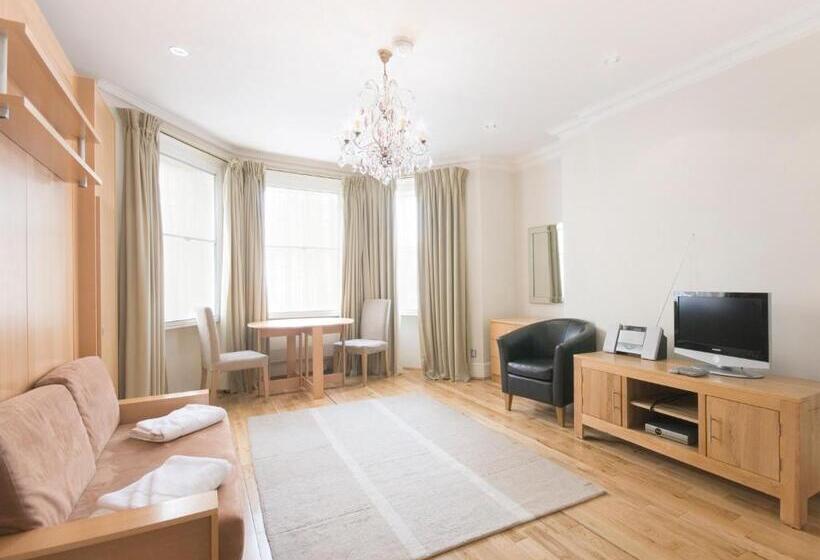 חדר סטודיו סטנדרד, 17 Hertford Street