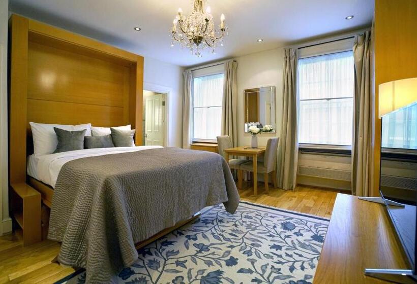 חדר סטודיו סטנדרד, 17 Hertford Street