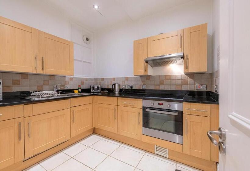 דירת חדר דלוקס, 17 Hertford Street