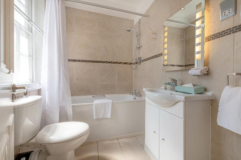 חדר סטודיו סטנדרד, 17 Hertford Street