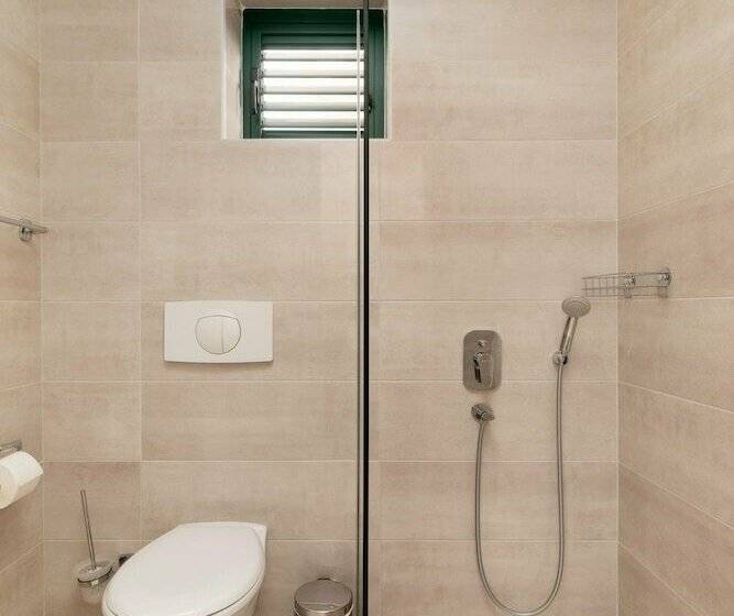 استودیو استاندارد با چشمانداز دریا و بالکن, Apartments Jovan