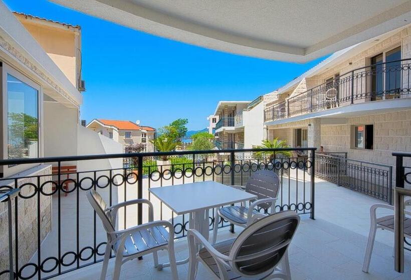 آپارتمان 1 خوابه, Apartments Jovan