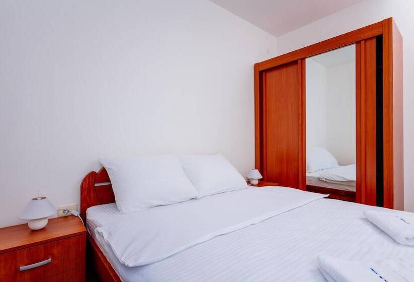 آپارتمان راحتی 1 خوابه, Apartments Jovan