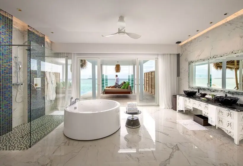 Superior-villa 1 Makuuhuone, Emerald Maldives Resort & Spa   All Inclusive