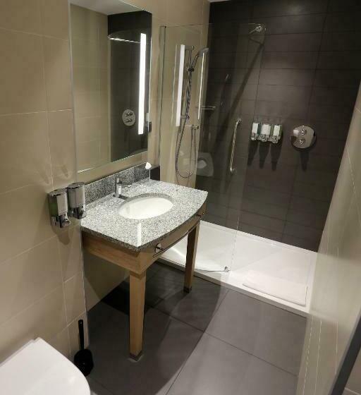 Семейный Номер, Hampton By Hilton Gdansk Old Town