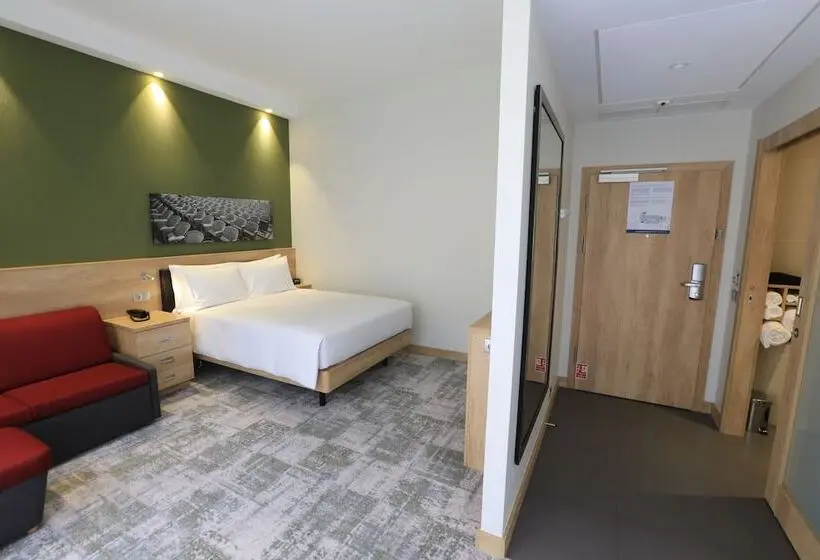 اتاق خانوادگی, Hampton By Hilton Gdansk Old Town