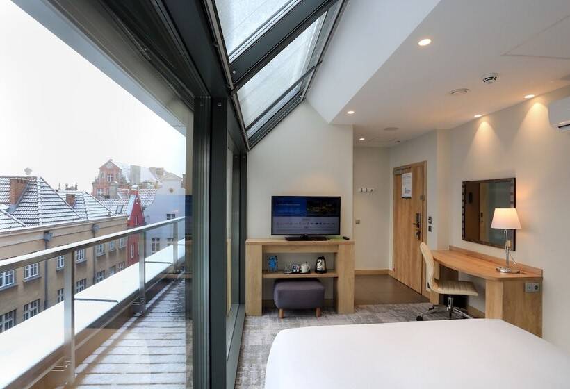 اتاق استاندارد با تخت دوبل, Hampton By Hilton Gdansk Old Town