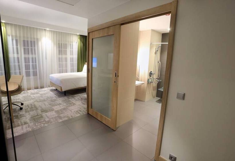 Family Connecting Room, Hampton By Hilton Gdansk Old Town