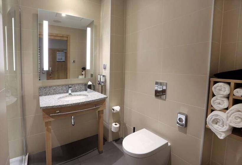 Family Connecting Room, Hampton By Hilton Gdansk Old Town