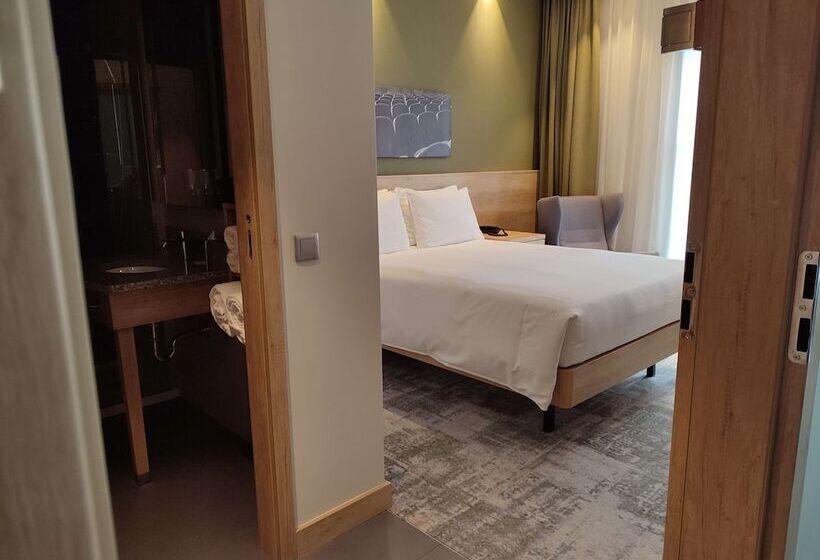 Family Connecting Room, Hampton By Hilton Gdansk Old Town