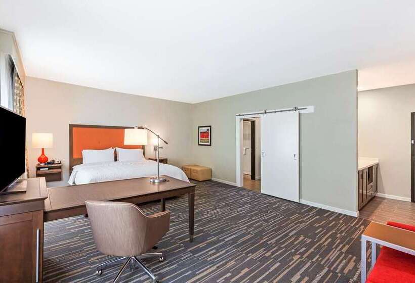 Номер Стандарт, Hampton Inn & Suites Burlington