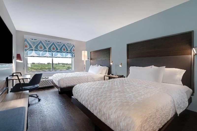 标准间, Holiday Inn Express & Suites Tulsa South   Woodland Hills, An Ihg